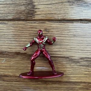 Marvel/DC Comics - Spider-Man Iron Spider 
1.75 inch figure